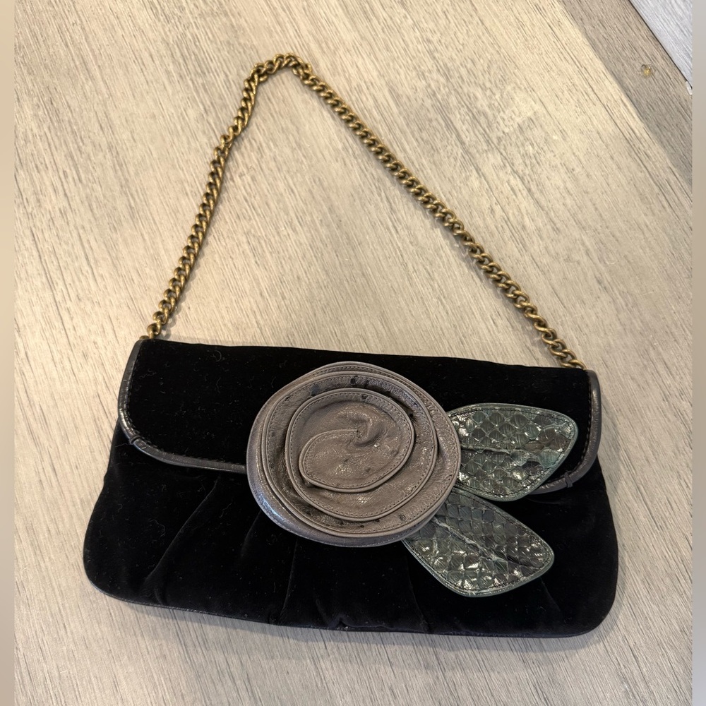 Marc Jacobs Fall 2005 Runway Black Velvet Bag with Rose Detail